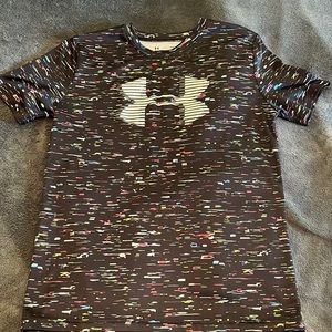 Boys size large Under Armour tee